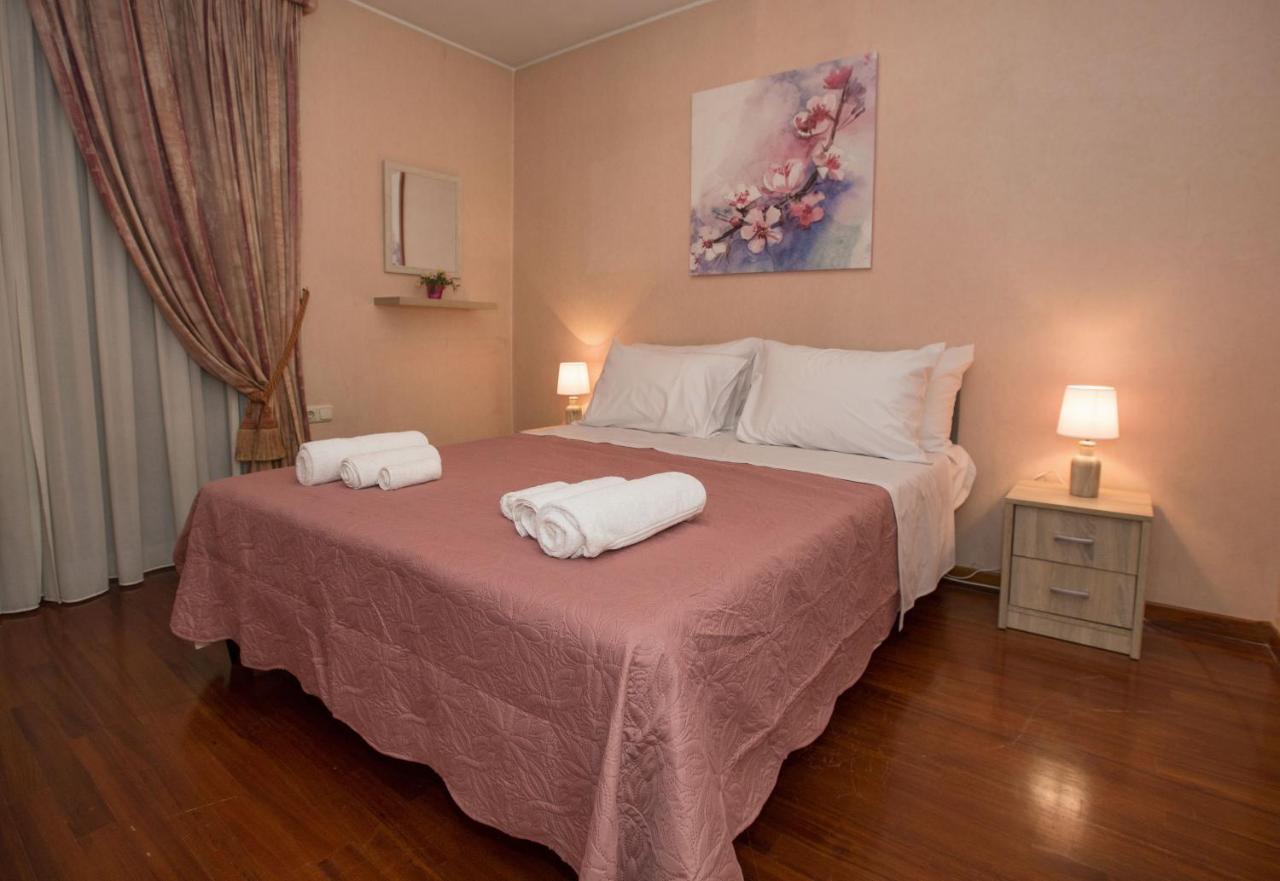 Exceptional Villa In Voula Near The Sea Atenas Exterior foto