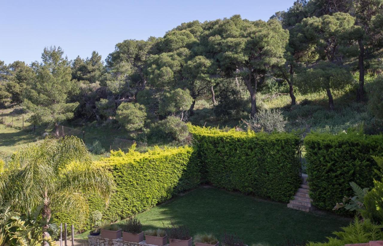 Exceptional Villa In Voula Near The Sea Atenas Exterior foto